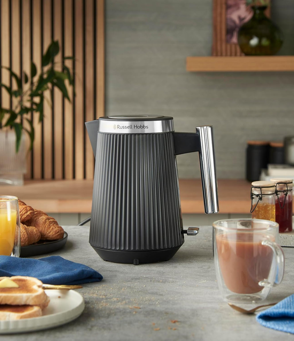 Russell Hobbs Bronte Kettle, Distinctive Design, Internal Illumination, Perfect Pour, Black - Good Condition