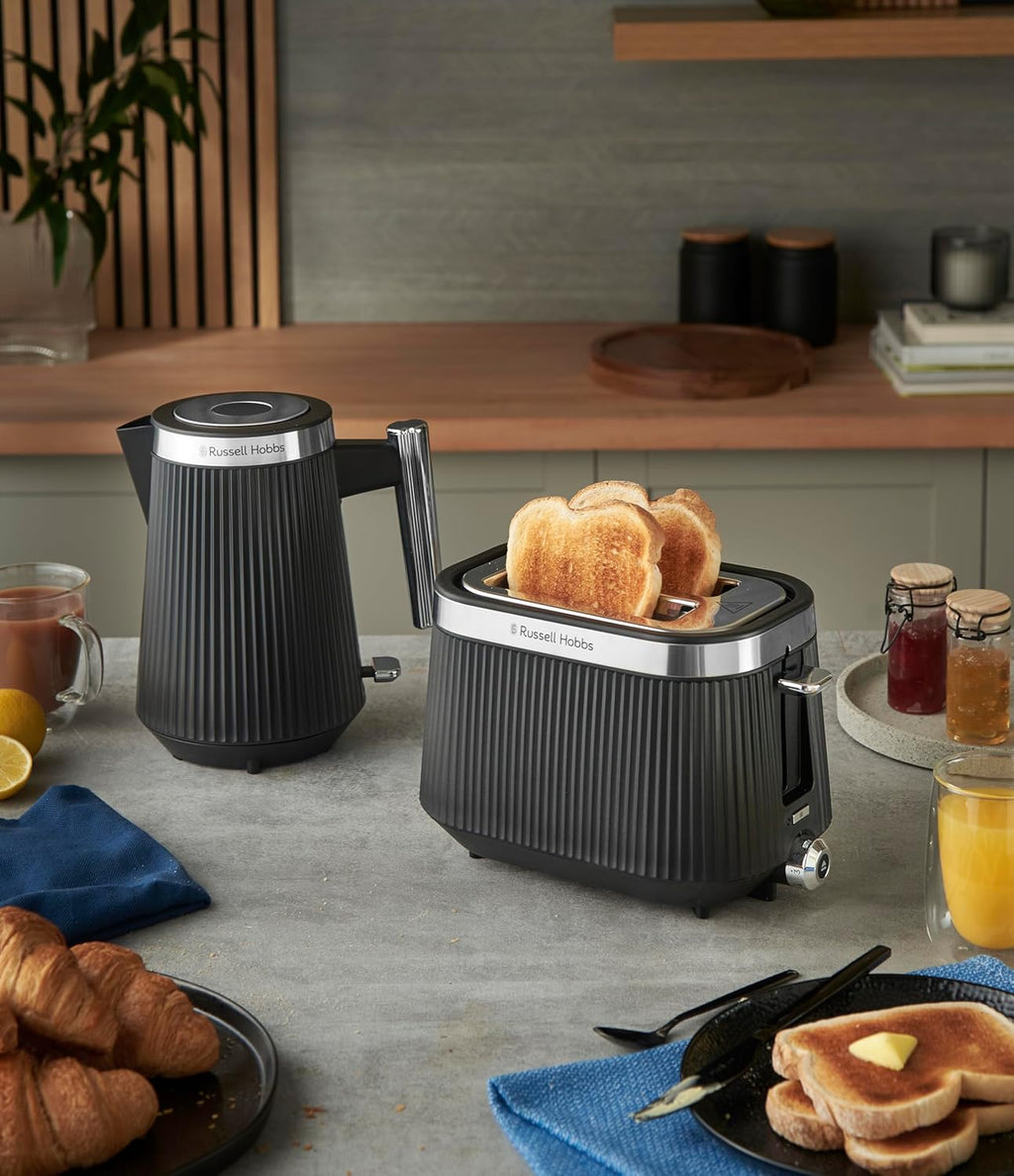 Russell Hobbs Bronte Kettle, Distinctive Design, Internal Illumination, Perfect Pour, Black - Good Condition